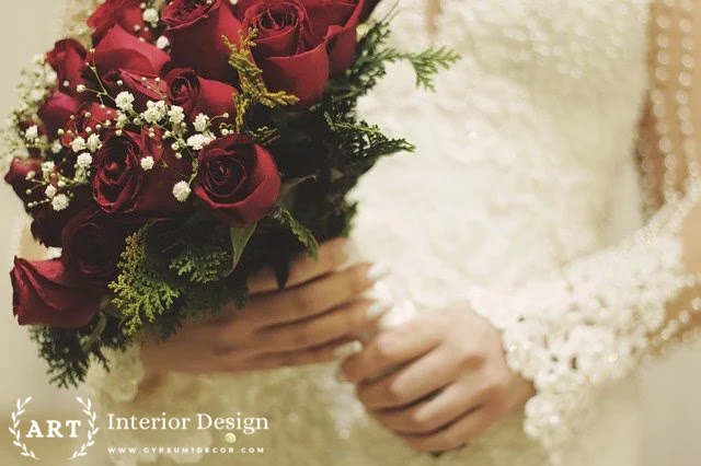 Bouquet of red roses